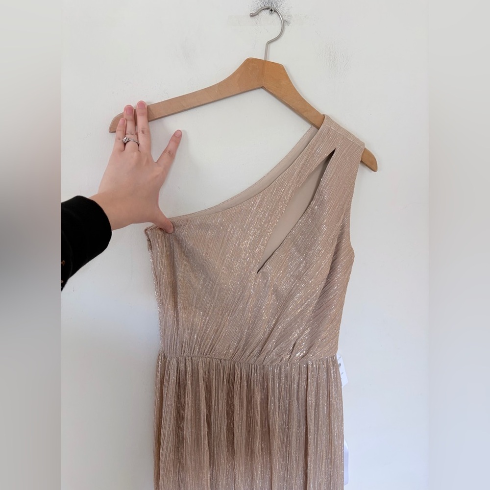 NWT $248 Dress The Population Kienna Metallic One-Shoulder Gown XS READ - Picture 5 of 13